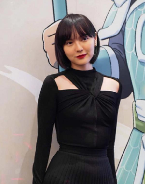 Hải Tú làm gì khi dân mạng mải miết truy tìm sao nữ kiếm thêm trên web đen?-2