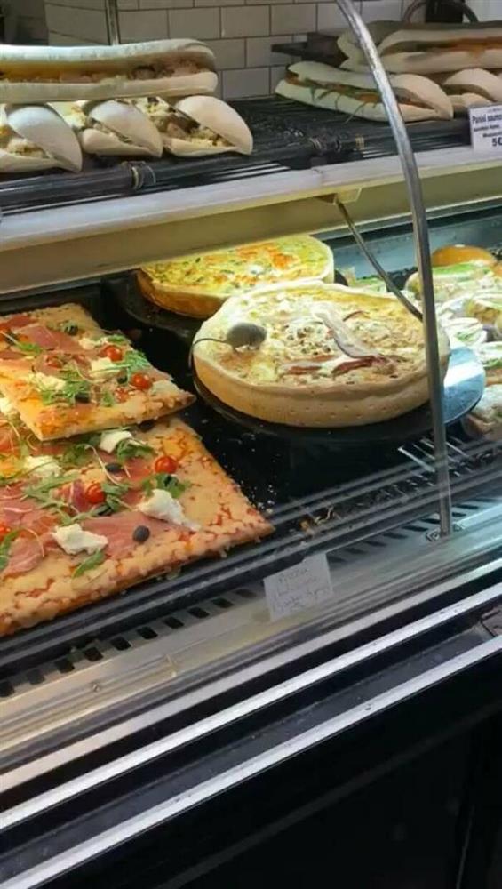 Rùng mình với cảnh chế biến đồ ăn mất vệ sinh tại nhà hàng, đánh đố thực khách-7