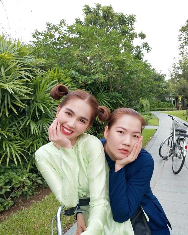 Thúy Kiều khoe Ngọc Trinh tài trợ chuyến mần đẹp đầu năm: Sếp - trợ lý ngày càng giống nhau-1