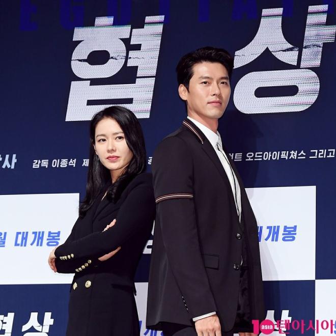 Hyun Bin và Son Ye Jin hẹn hò ở sân golf-2