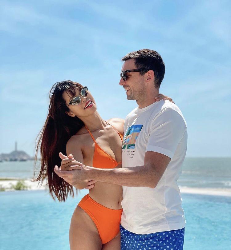 Đầu năm, Hà Hồ - Chi Pu cùng mỹ nhân Việt đồng loạt đọ dáng với bikini-5