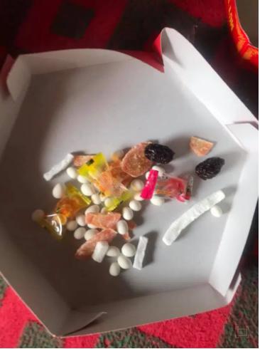 Những pha hí hửng bóc hộp quà Tết nhưng kết quả nhận về lại đắng chát-4