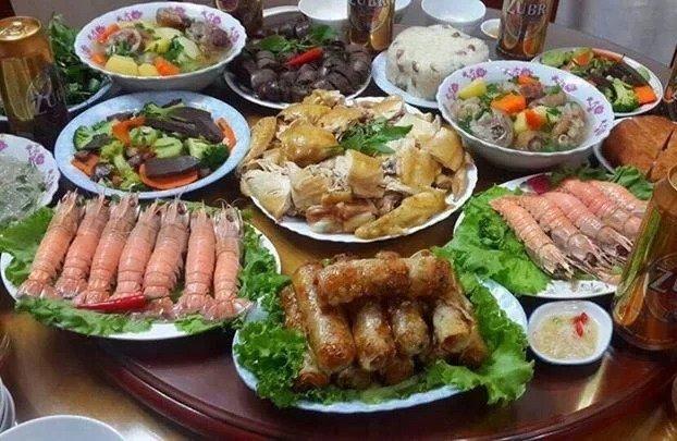 Cúng rằm tháng giêng đừng dại mà đặt những thứ này lên bàn thờ kẻo mất lộc hao tài-1