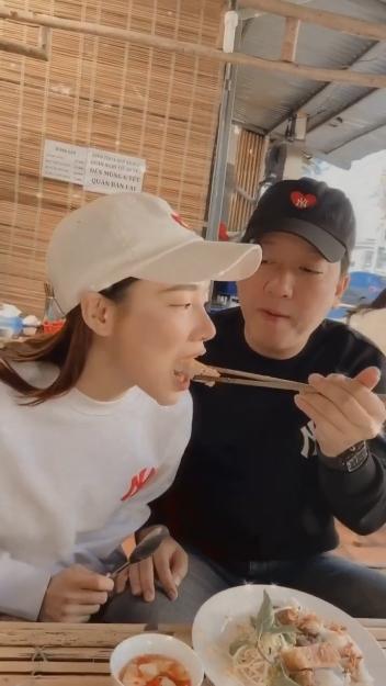 Trường Giang - Nhã Phương khiến dân mạng phát hờn với clip 43s-4