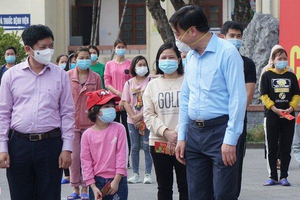 Cấm phương tiện đón, trả khách tại khu vực cách ly Covid-19 ở Hải Dương-4