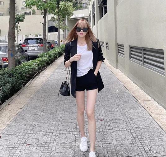 Thiều Bảo Trâm gây lo lắng khi để lộ đôi chân gầy guộc đáng báo động-2