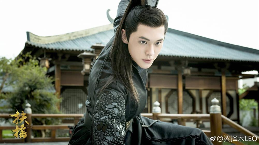 Thực tập sinh đầu trọc làm Lisa phát cuồng từng là diễn viên đóng phim với Dương Mịch-5