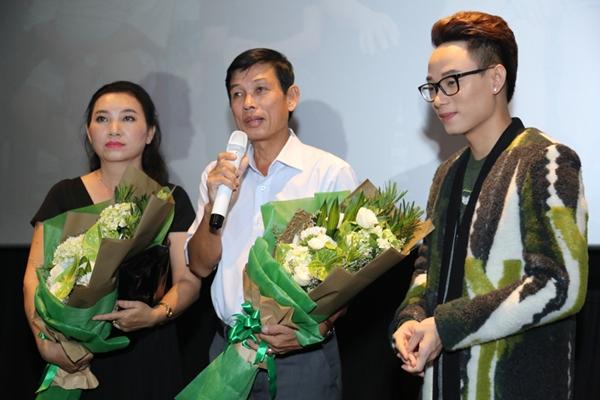 Trúc Nhân khoe lì xì từ mẹ đẻ, dân mạng trầm trồ số tiền có 1-0-2-6