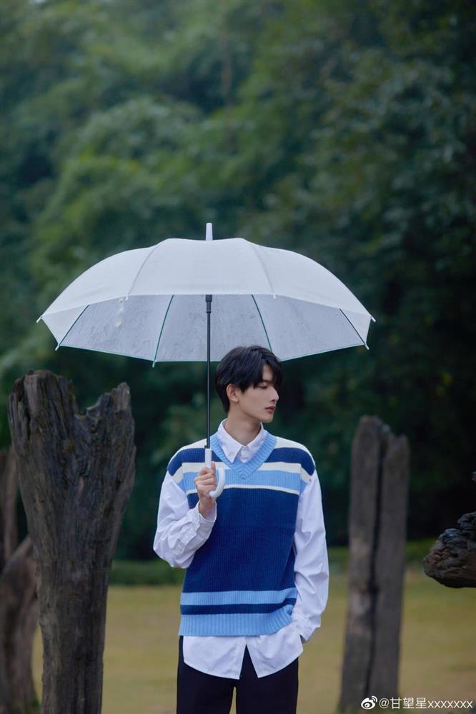 Quá khứ cơ cực của mỹ nam Sáng tạo doanh mới nổi-2