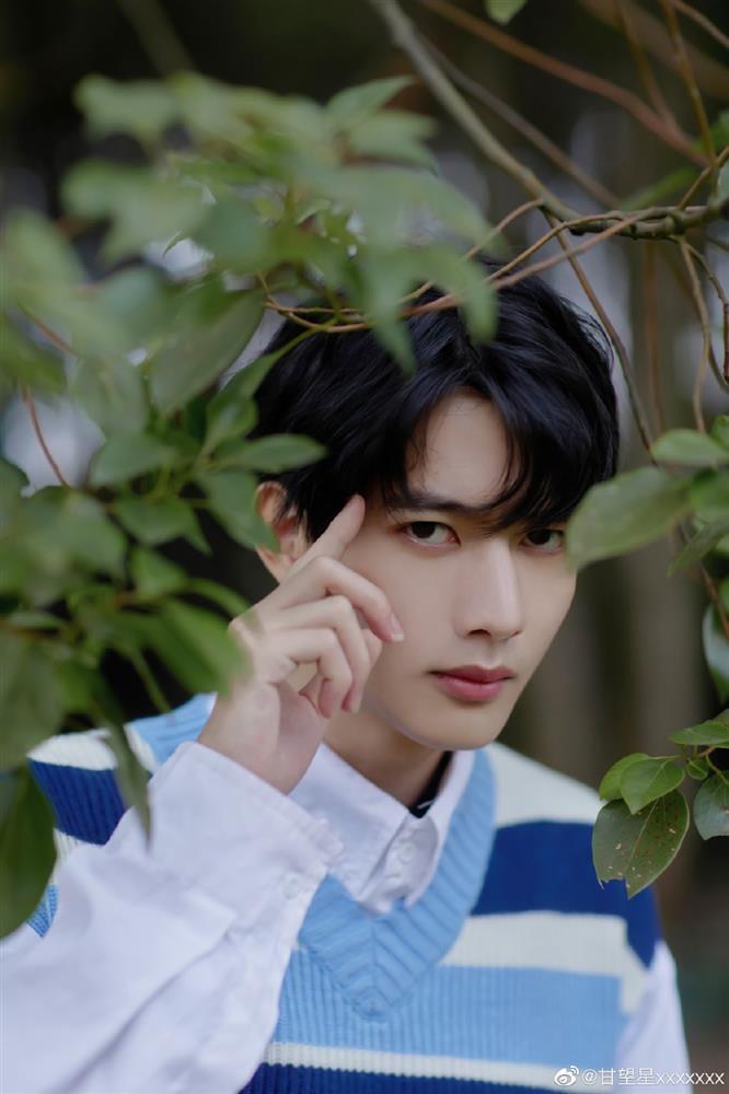 Quá khứ cơ cực của mỹ nam Sáng tạo doanh mới nổi-3