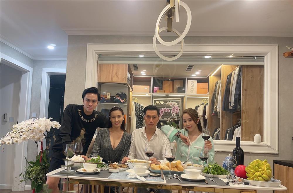 Tài nấu nướng từ Âu sang Á của MC điển trai được hội bạn thân toàn sao khen nức nở-3