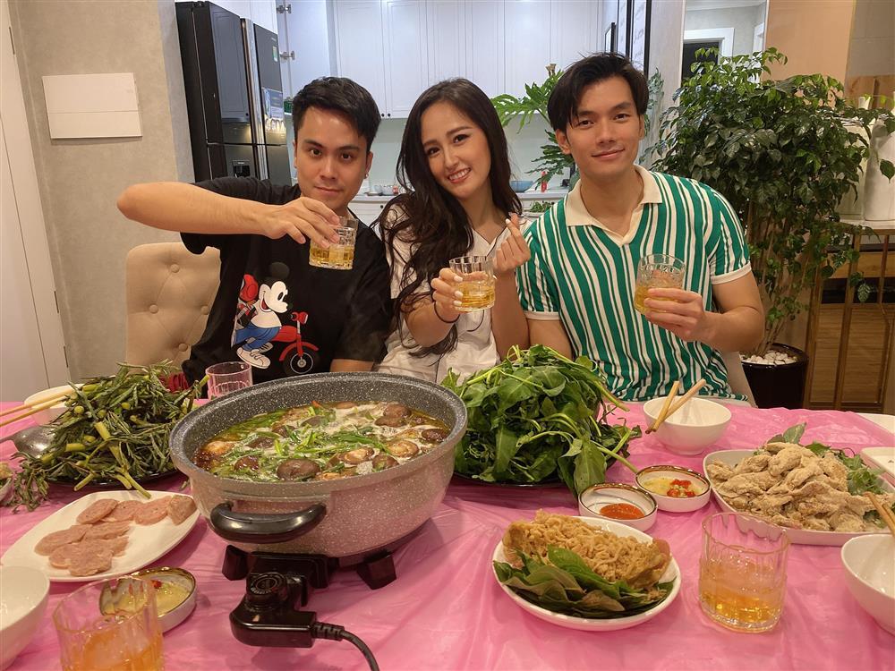 Tài nấu nướng từ Âu sang Á của MC điển trai được hội bạn thân toàn sao khen nức nở-5