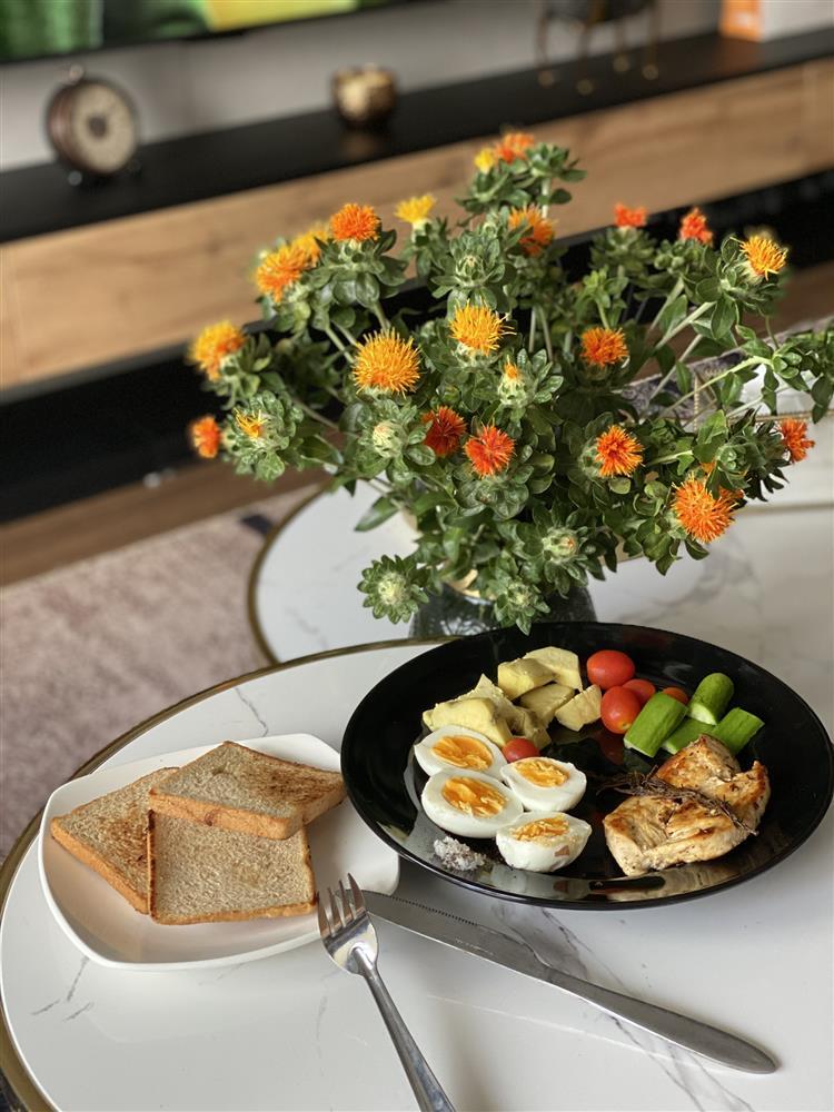 Tài nấu nướng từ Âu sang Á của MC điển trai được hội bạn thân toàn sao khen nức nở-10