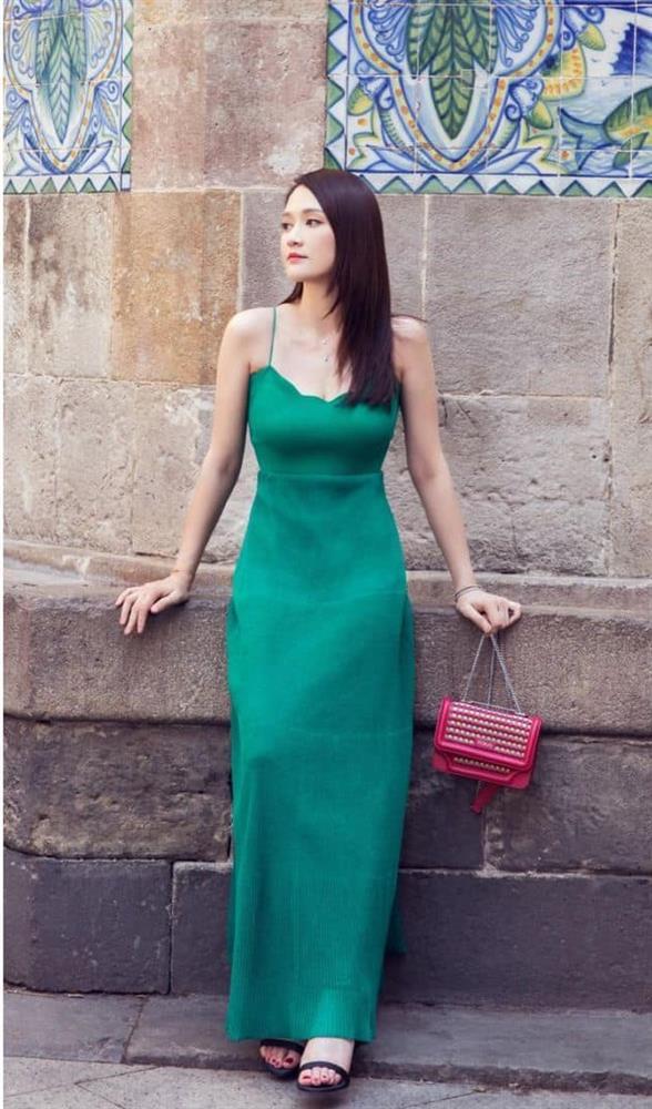 Trần Kiều Ân phản pháo sau khi lộ nhan sắc lão hóa khác xa ảnh dùng app-3