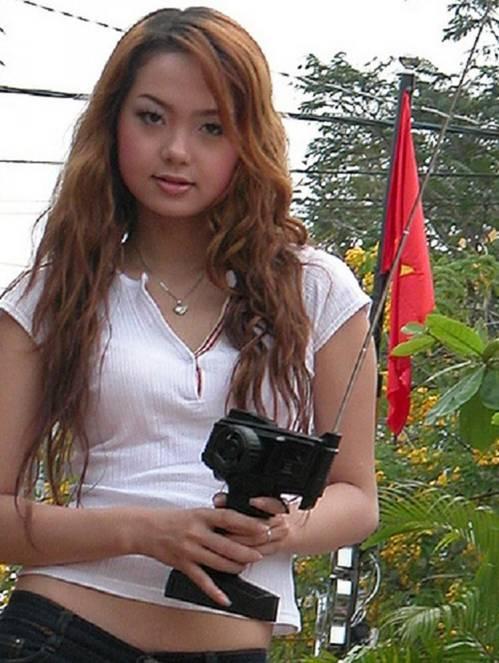 Chỉ thay đổi kiểu tóc, Minh Hằng hack tuổi từ 34 mà như nữ sinh 20-11