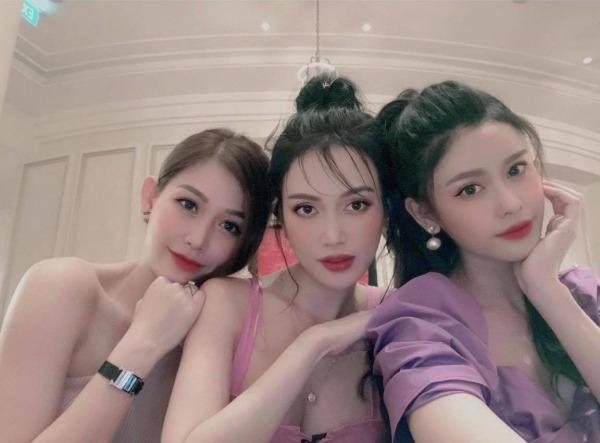 Sĩ Thanh tạo dáng bàn tay hư, ve vãn vòng 1 Trương Quỳnh Anh-8