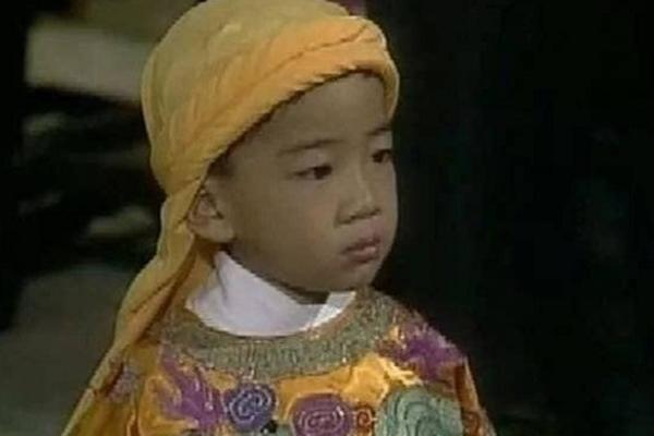 Chồng liếc xéo Vợ cũ anh được 10 thì em chỉ nổi 5, sau đó hóa đá-3