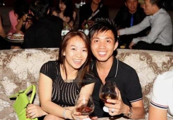 Động thái của vợ 2 khi Minh Nhựa nộp đơn ra tòa ly hôn vợ cả-1