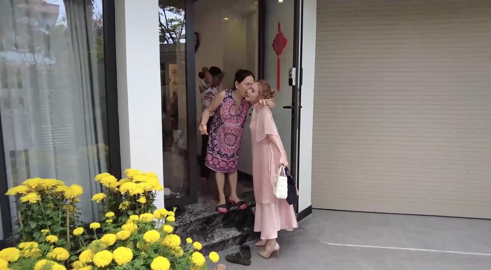 Chốt đơn đầu năm, mẹ Xemesis hứa giao hết tài sản cho Xoài Non-1