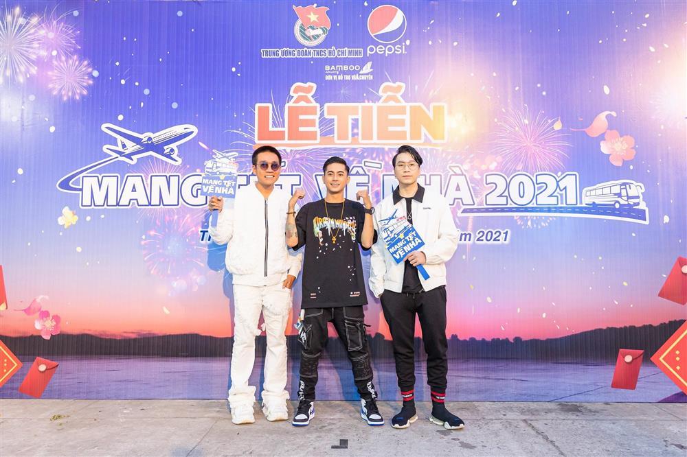 Mang Tết về nhà - khoảnh khắc đầy cảm xúc của hơn 3000 người xa quê-2