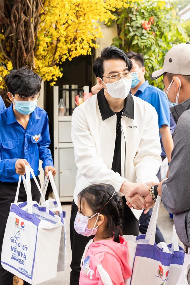 Mang Tết về nhà - khoảnh khắc đầy cảm xúc của hơn 3000 người xa quê-5