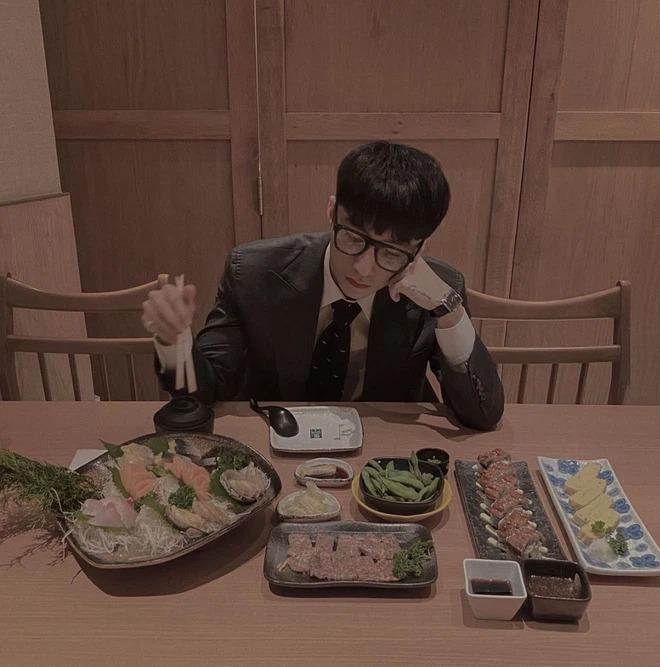 Động thái của Thiều Bảo Trâm giữa tin đồn yêu lại từ đầu Sơn Tùng, bị soi dùng đồ đôi với tình cũ?-3