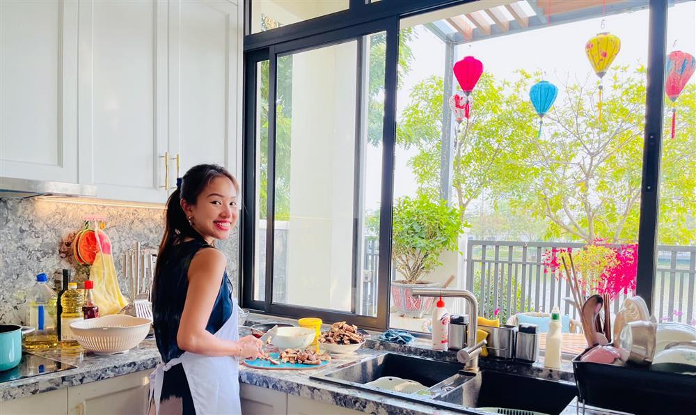 Vân Hugo hé lộ quá khứ có con riêng của chồng sắp cưới-2