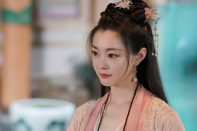 Ekip bị chỉ trích vì Vương Nhất Bác đóng quá nhiều phim?-7