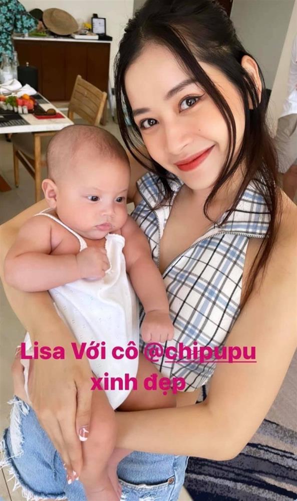 Cả mùa Tết chỉ để đi bế em bé của Chi Pu-1