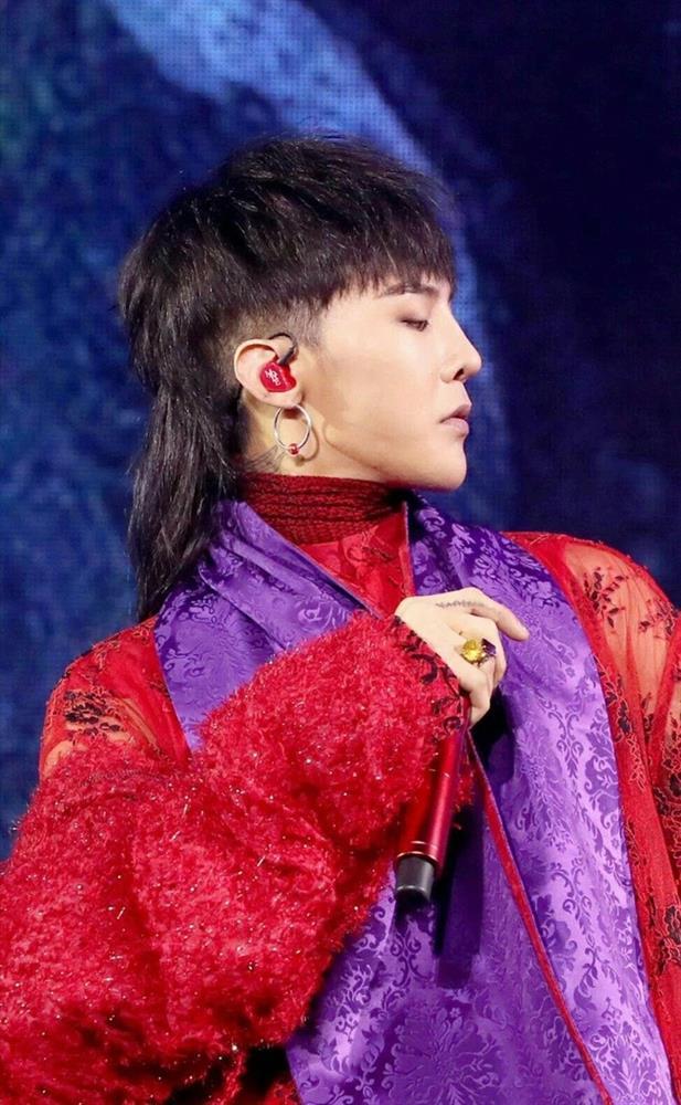 G-Dragon và Jennie là ông hoàng bà chúa của những kiểu tóc dị thường-4