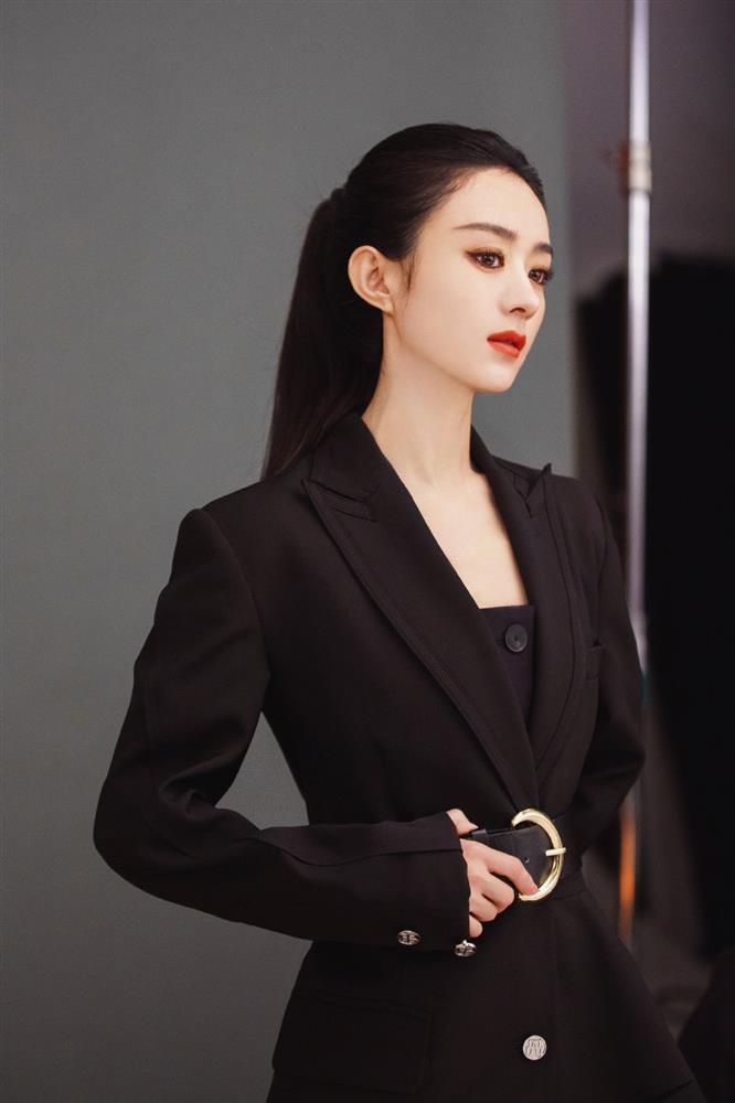 Triệu Lệ Dĩnh già đi trông thấy do bị make-up dìm hàng-5