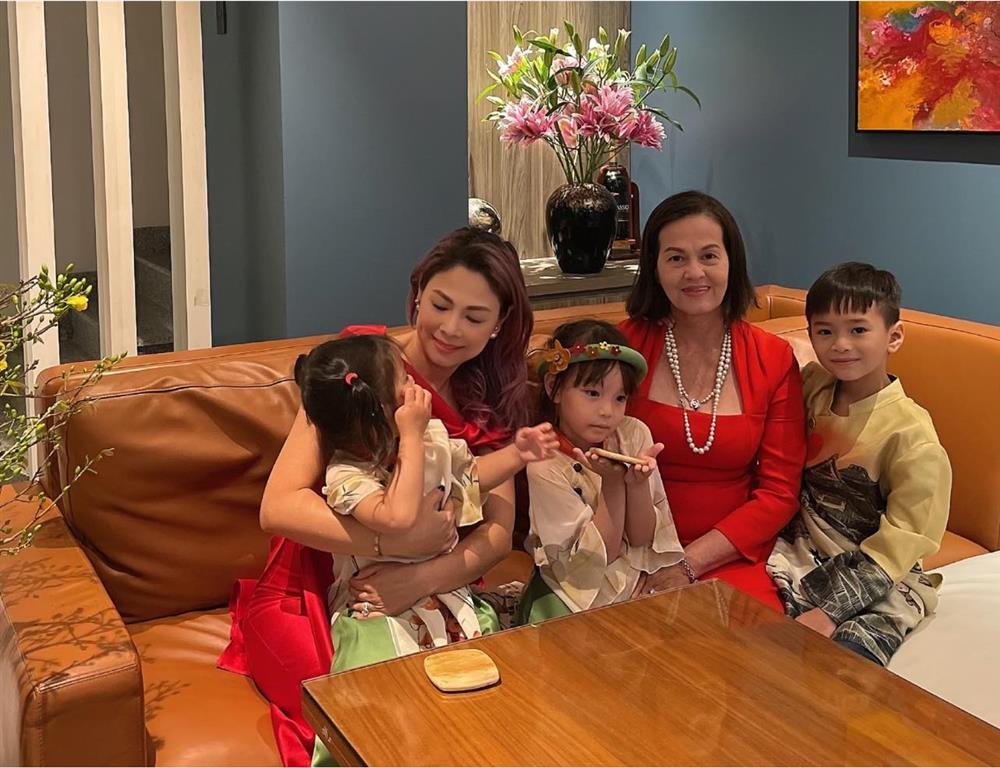 Thanh Thảo mừng sinh nhật chồng Việt kiều đang trong khu cách ly-6