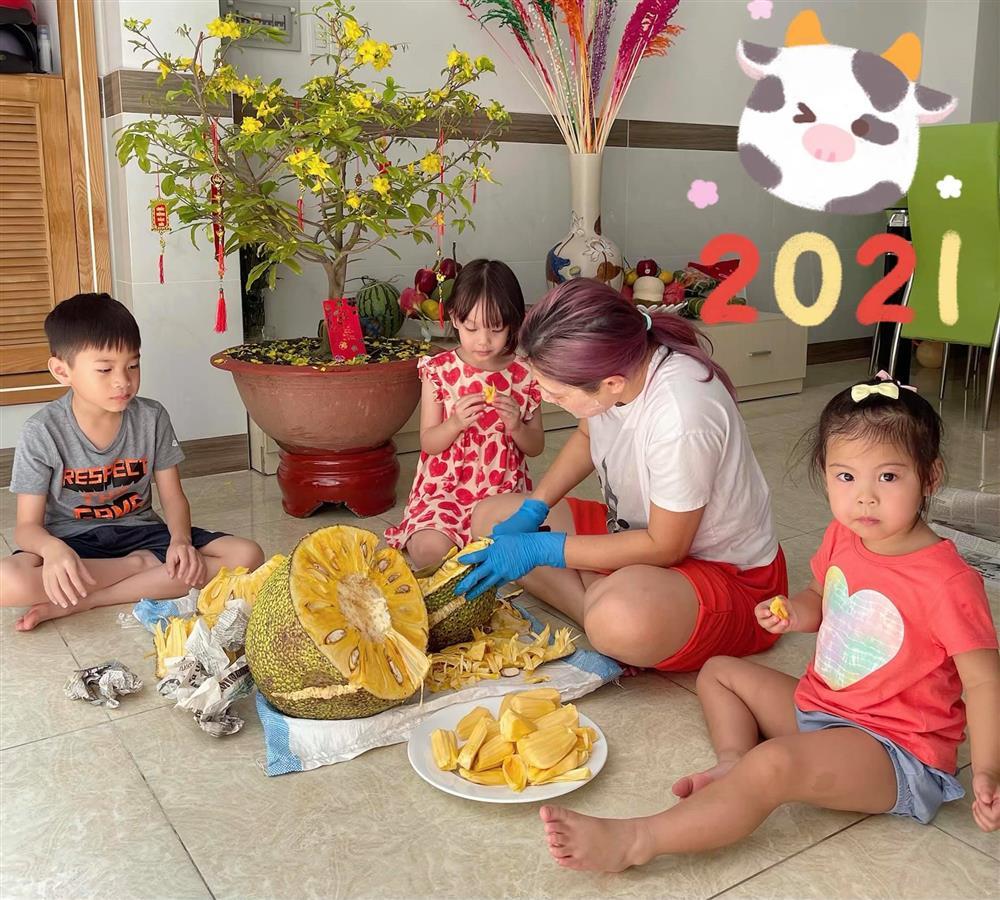 Thanh Thảo mừng sinh nhật chồng Việt kiều đang trong khu cách ly-5