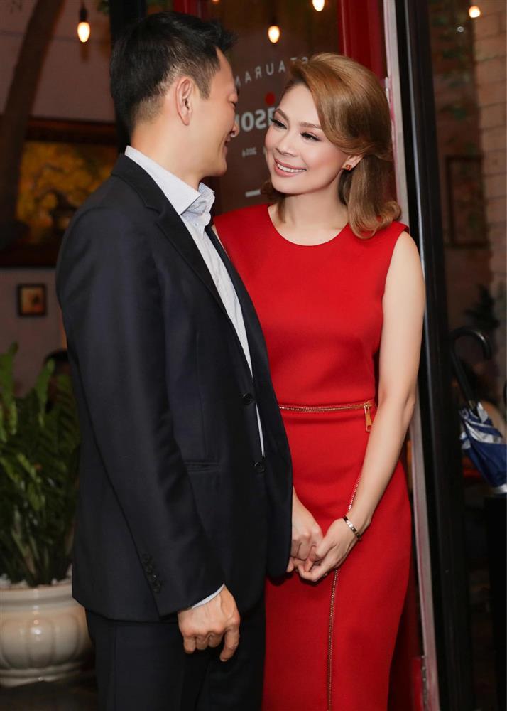 Thanh Thảo mừng sinh nhật chồng Việt kiều đang trong khu cách ly-1