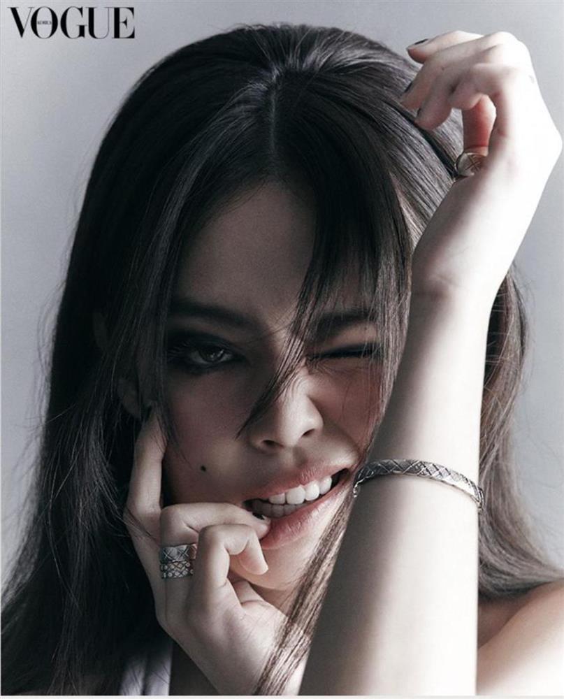 Dàn bóng hồng của G-Dragon: Từ Chanel sống Jennie đến Bông hồng Nhật Bản Kiko Mizuhara-1