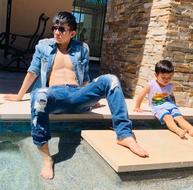 Xịt máu mũi trước body đỉnh chóp của Đan Trường ở tuổi U50-7