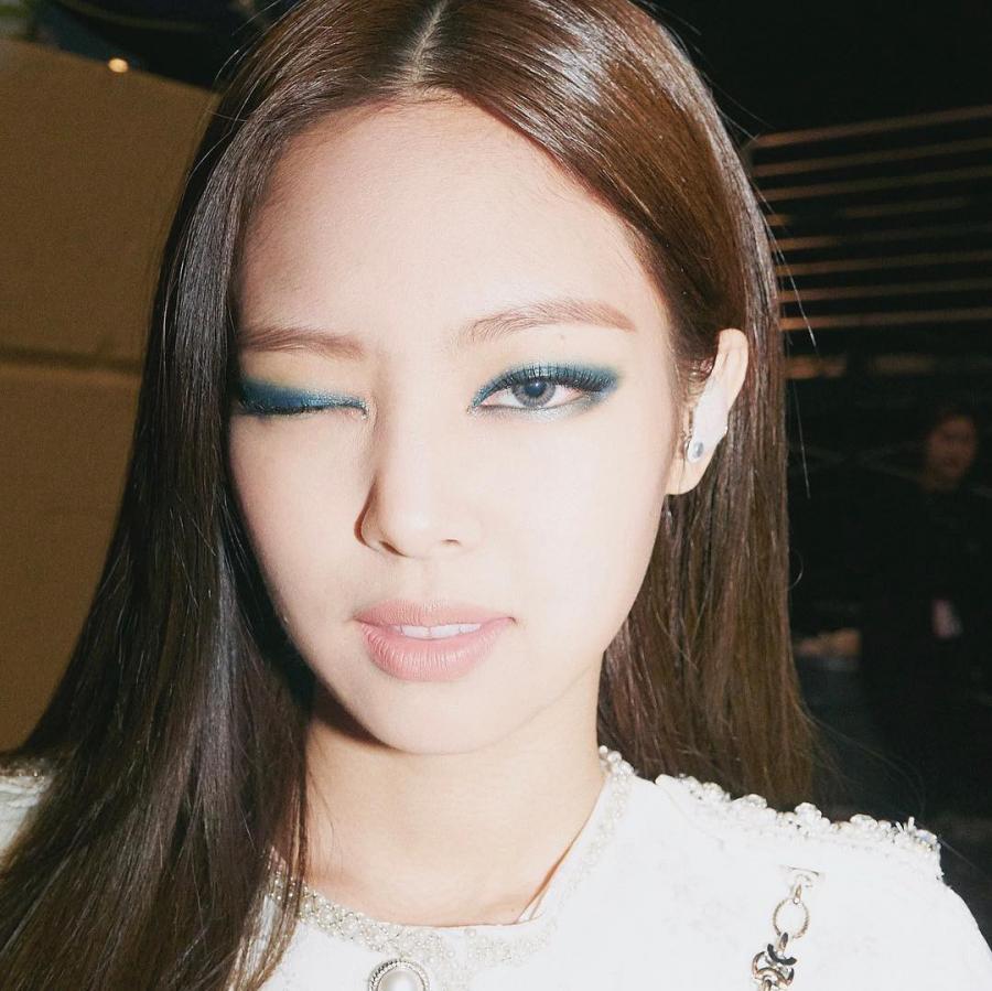 Loạt make-up look chất lừ của Jennie khiến G-Dragon mê mệt-12