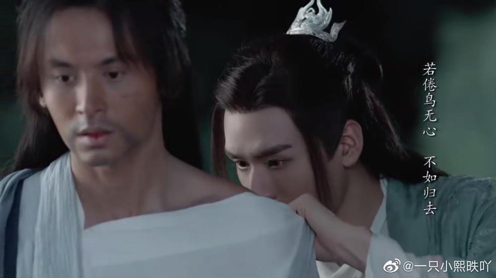 Hút máu độc trong phim Hoa ngữ: cảnh như phim đam mỹ, cảnh bị nhà đài cắt thẳng tay-2