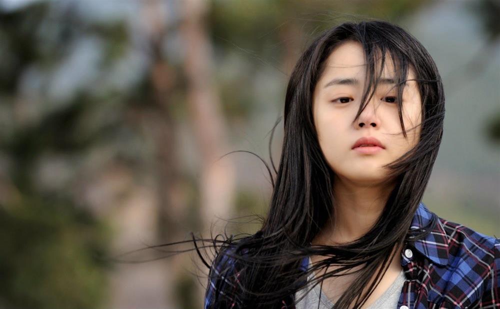 Sau tập phim xúc động, lòng tôi đau đớn khi nhớ về quá khứ bị người yêu cũ cưỡng đoạt-1