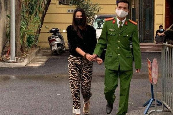 Đặng Thị Hương lập Tập đoàn phò, Công ty, Những nàng Kiều điều hành mại dâm-3