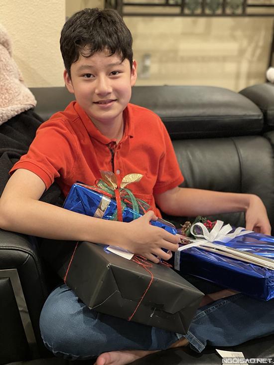 Bảo Nam nhà Jennifer Phạm cao vượt mẹ-1