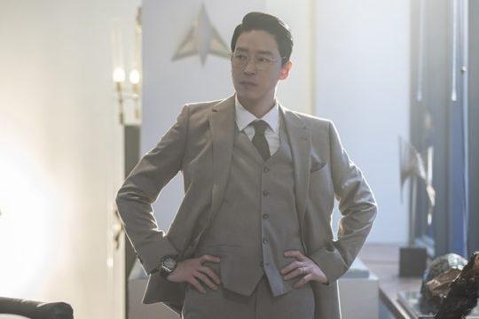 Penthouse 2 tung ảnh cặp phản diện kích thích trí tò mò của khán giả-5