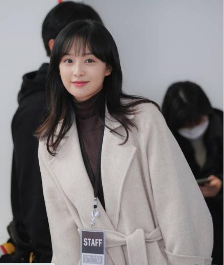 5 kiểu tóc hót hòn họt đầu 2021 giúp bạn gái lộng lẫy chẳng kém sao hạng A-8