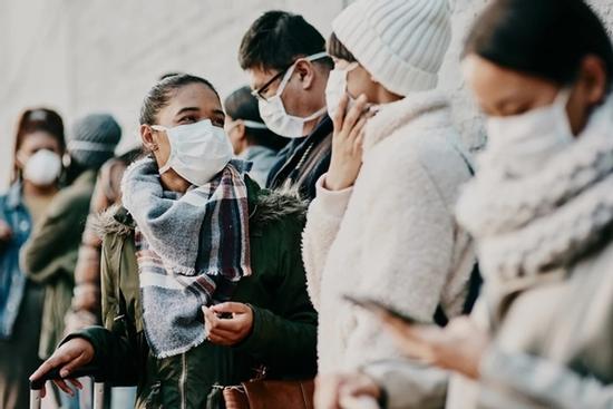 Độ tuổi nào có khả năng lây lan virus SARS-CoV-2 nhất?