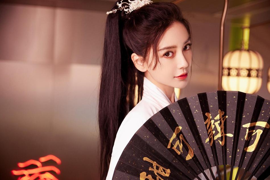 Angela Baby tổ chức sinh nhật, có con trai nhưng không có Huỳnh Hiểu Minh-1