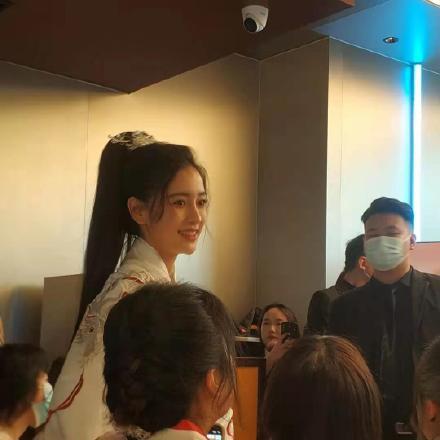 Angela Baby tổ chức sinh nhật, có con trai nhưng không có Huỳnh Hiểu Minh-12