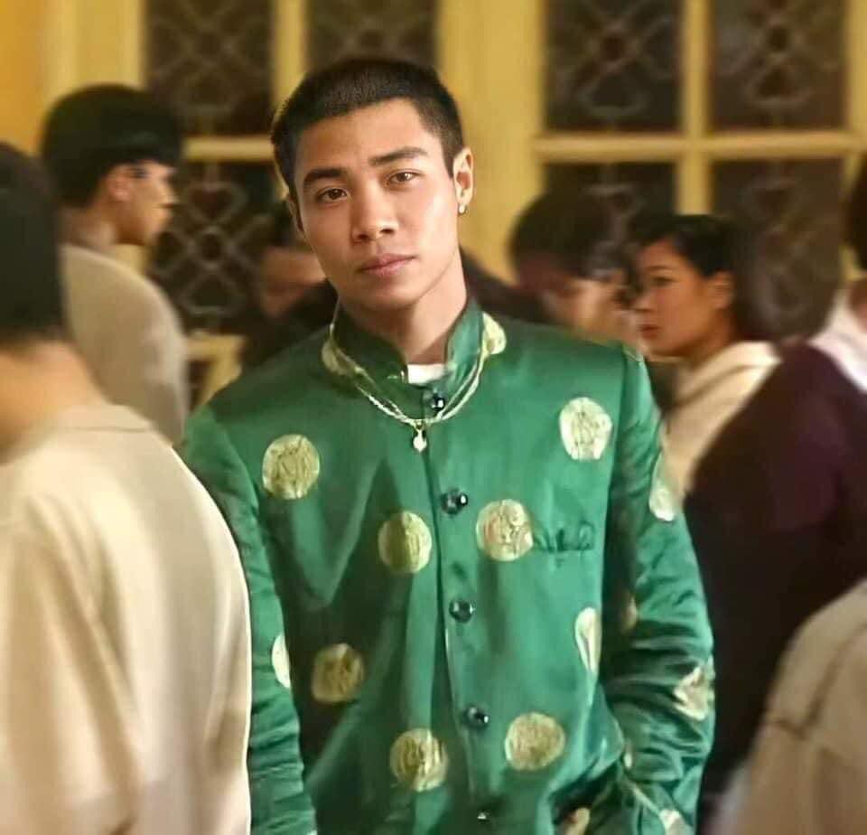 Xỉu ngang với diện mạo thời trẻ của Công Lý-1