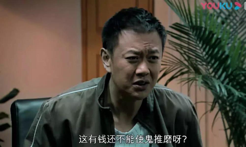 Đại gia Hong Kong đam mê đóng phim dù cát-xê không đủ đổ xăng-5