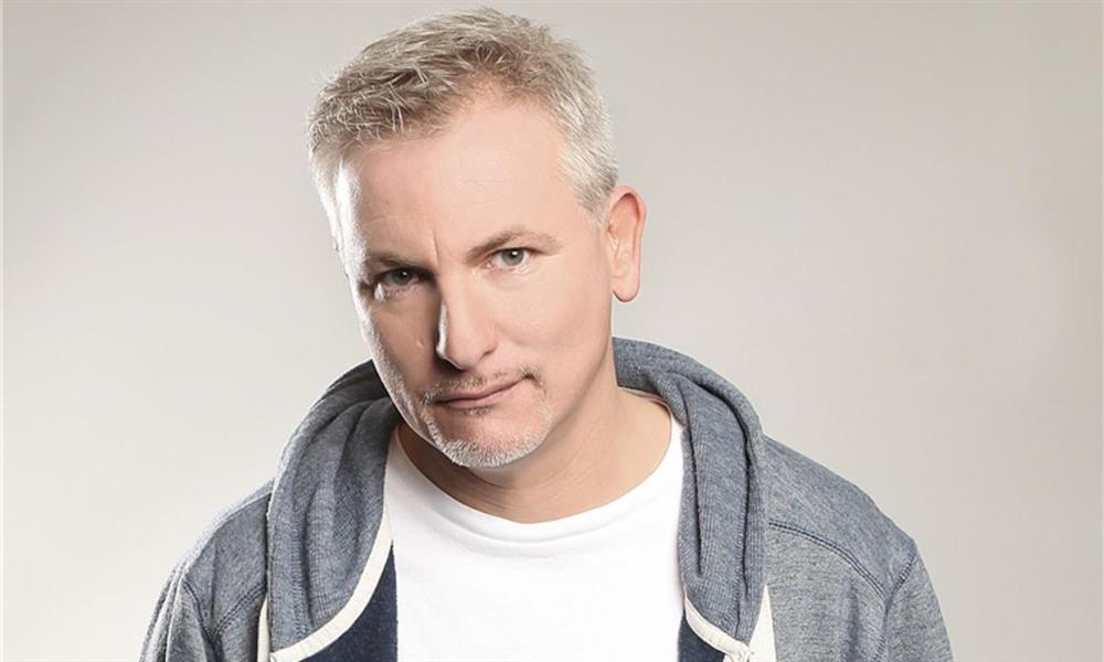 Host người Đức ê chề cúi đầu xin lỗi vội vì động tới BTS-1