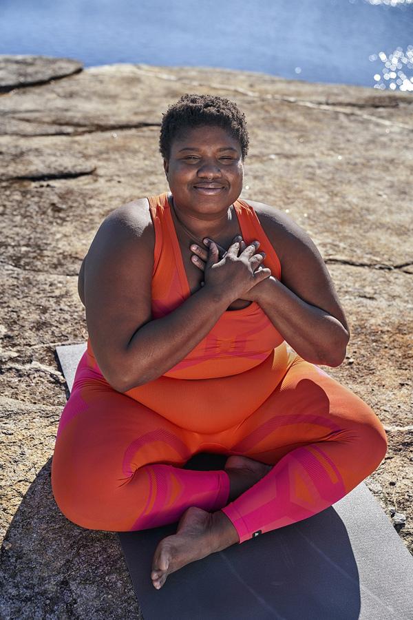 ‘Ngắm nhìn chuyển động’ để phụ nữ đẹp rạng ngời khi chơi thể thao-5